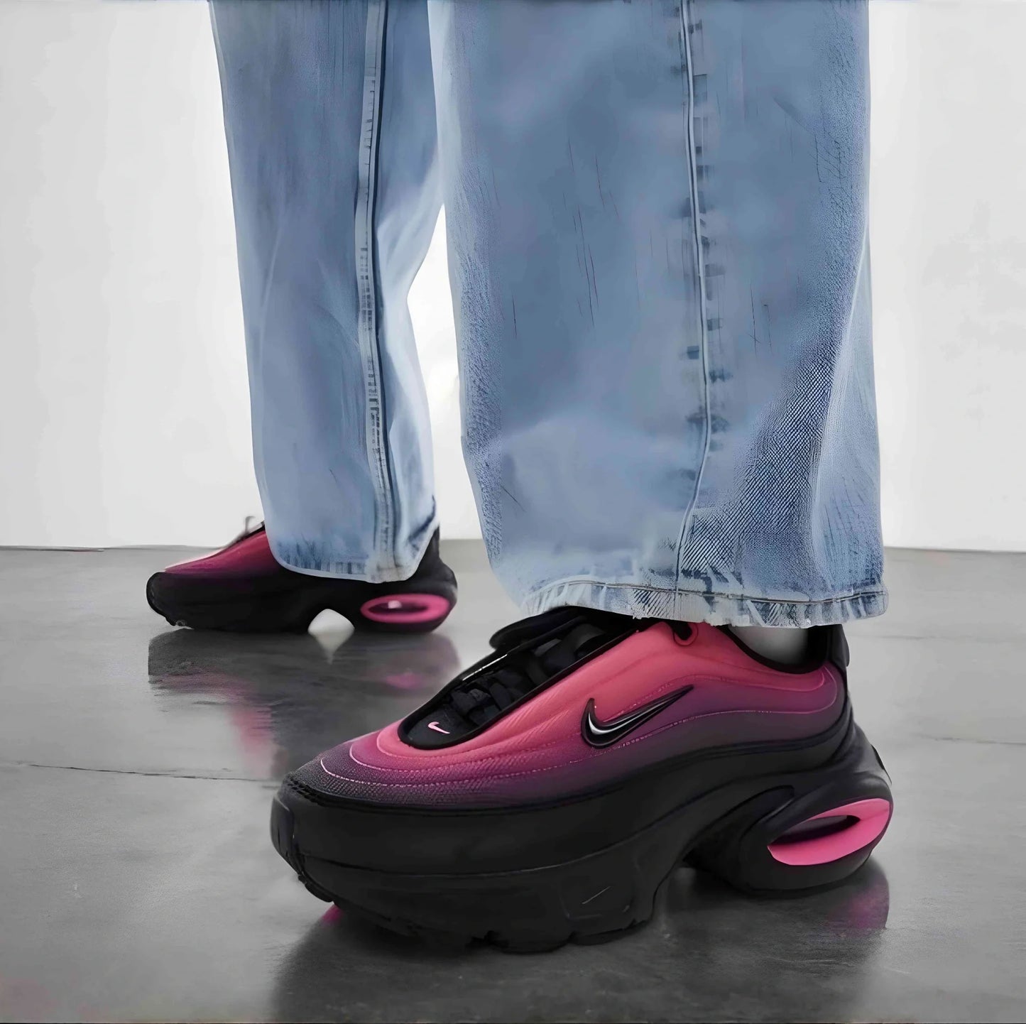 Nike Air Max Portal Women's Shoe, Black/Pinksicle/Black.