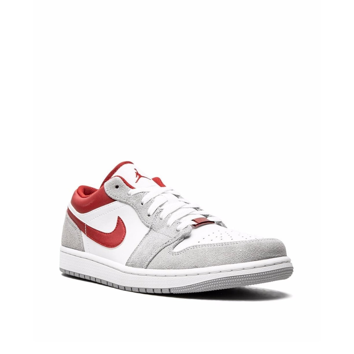 Air Jordan 1 Low SE, Light Smoke Grey/Gym Red.
