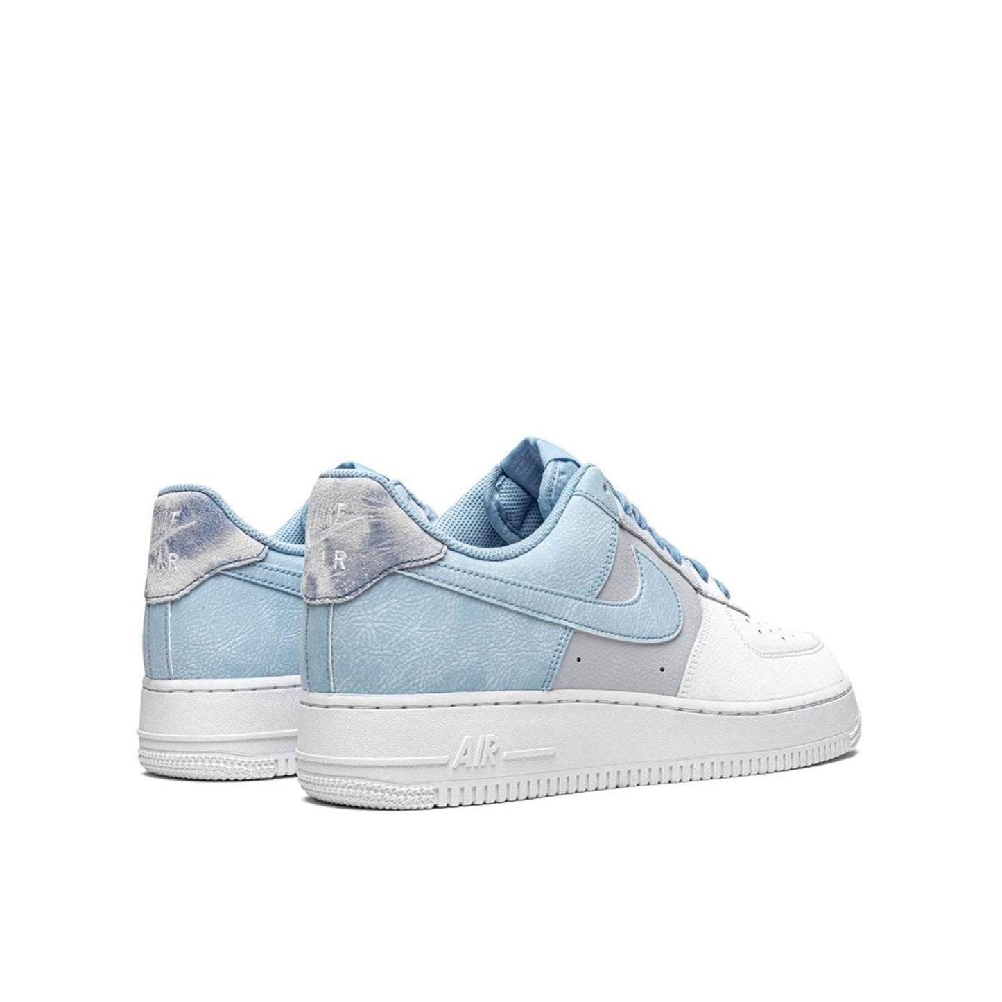 Nike Air Force 1 '07 LV8 Psychic Blue.