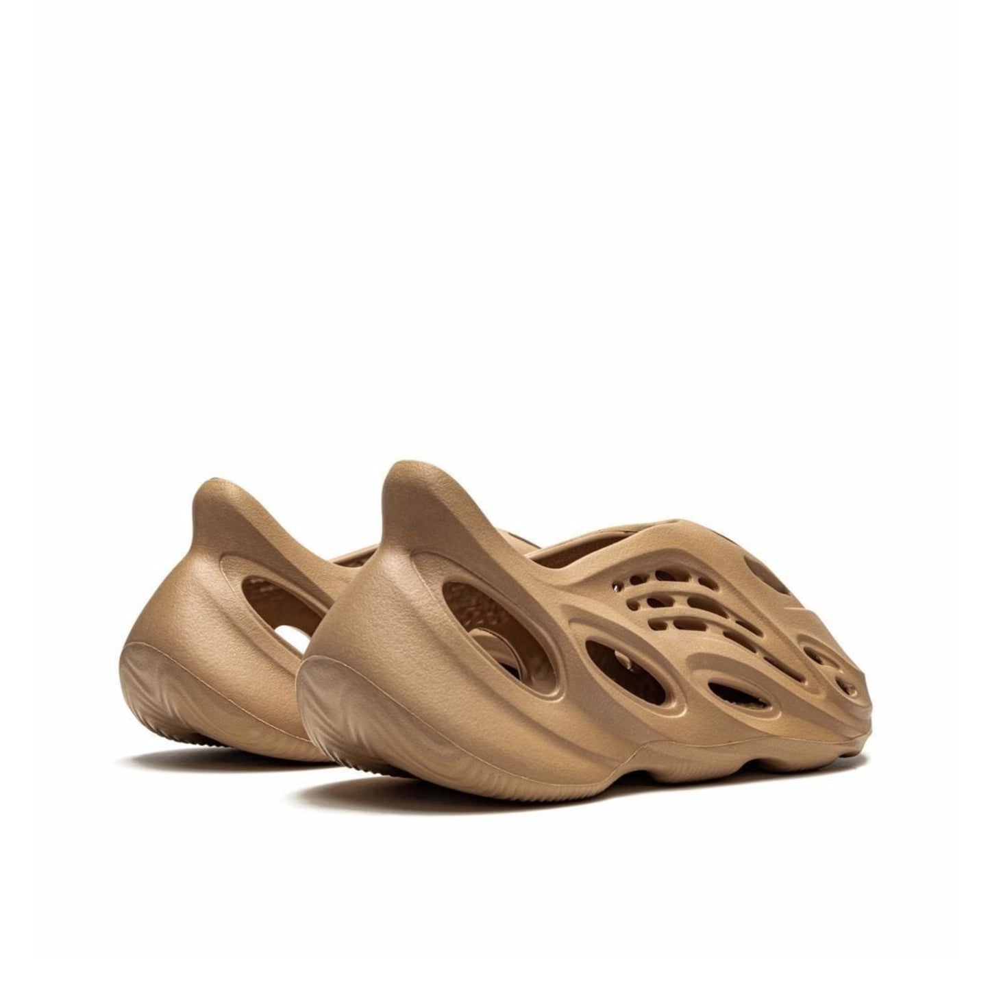 Adidas Yeezy Foam RNRs Clay Taupe.
