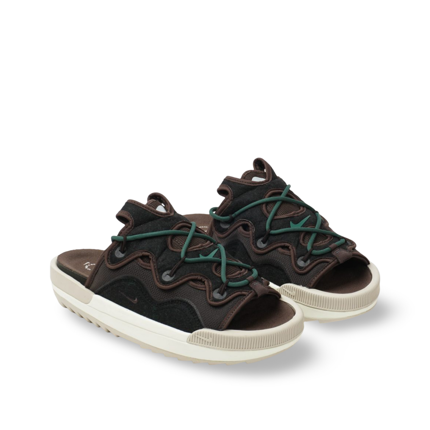 Nike Offline 2.0 in Velvet Brown.