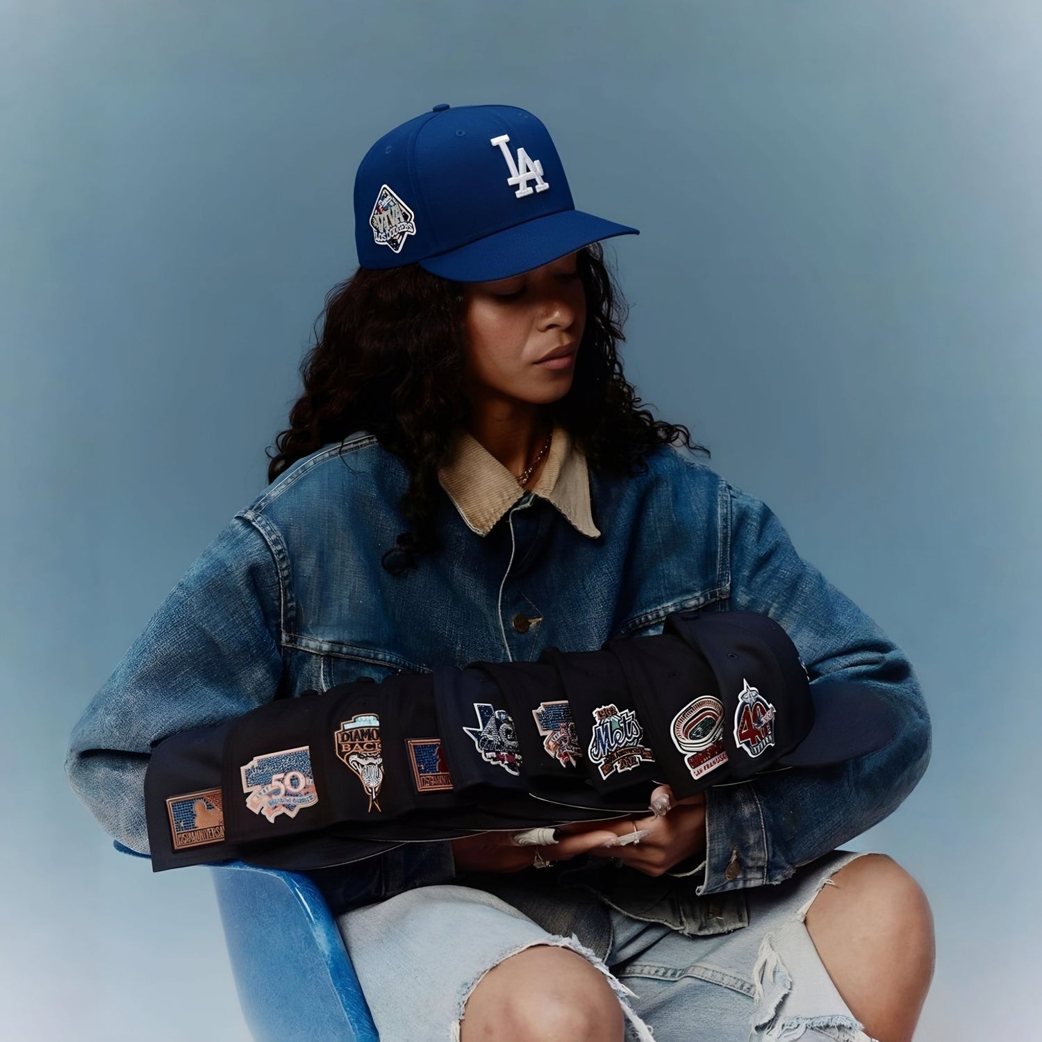 FITTED CAP
