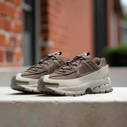 Nike Zoom Vomero Roam Winterized in Light Bone/Court Purple/Gum Dark Brown/Mink Brown.