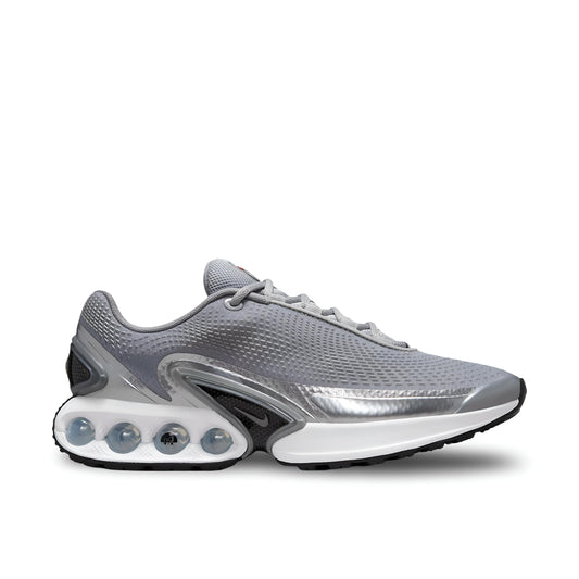 Nike Air Max Dawn Premium in Metallic Silver/White.