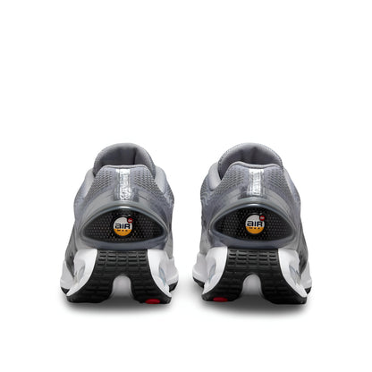 Nike Air Max Dawn Premium in Metallic Silver/White.