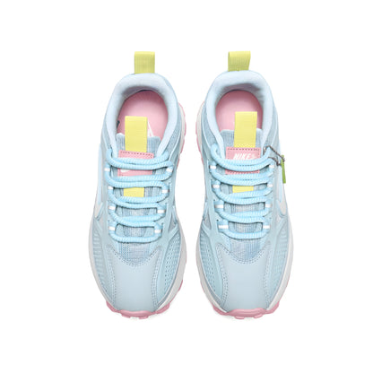 Nike bailleli light blue/white.