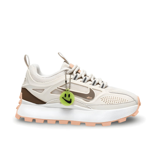 Nike bailleli in beige/cream/brown/light pink