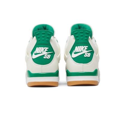 Air Jordan 4 Retro SB "Pine Green"