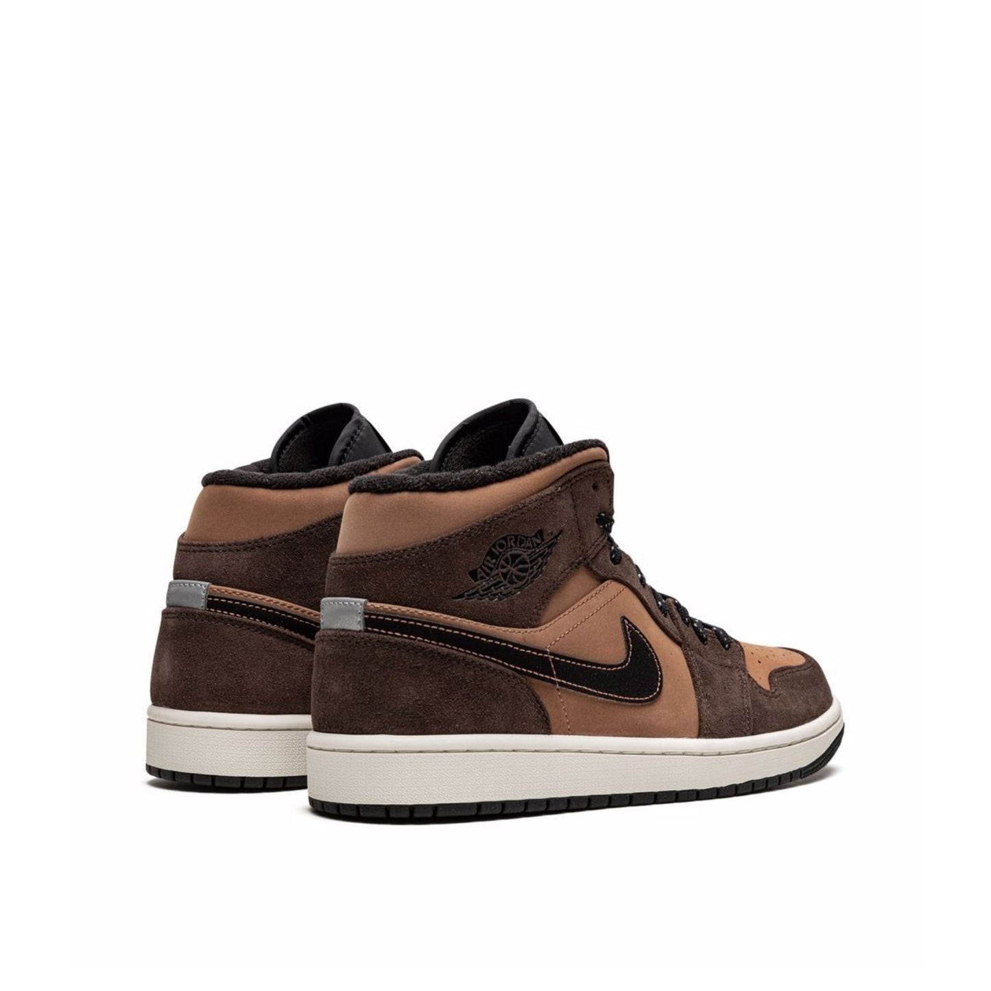 Air Jordan 1 Mid SE Dark Chocolate.