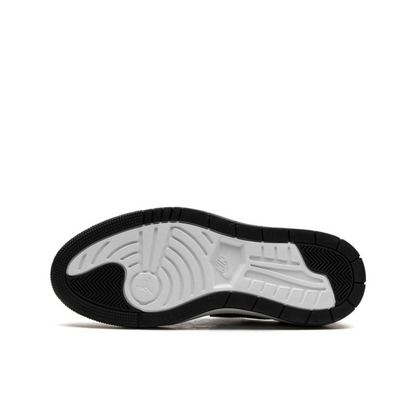 Air Jordan 1 Elevate Low, Black/White.