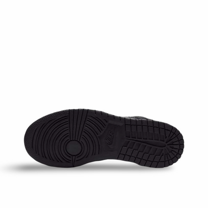 Nike Dunk Low, classic black and white, kids